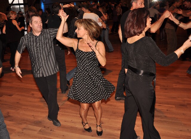 min 2009 01 25 station danse 094